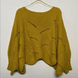 Moon & Madison Women’s Size Medium Mustard Knit Sweater
